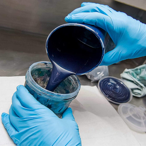20 Oz. (600Ml) Graduated Plastic Mixing Cups - Box of 50 | plus 50 Mixing Sticks, Disposable Plastic Measuring Cups for Liquids, Paints, Resin, Epoxy, Kitchen , Ratios 2-1, 3-1, 4-1 ML